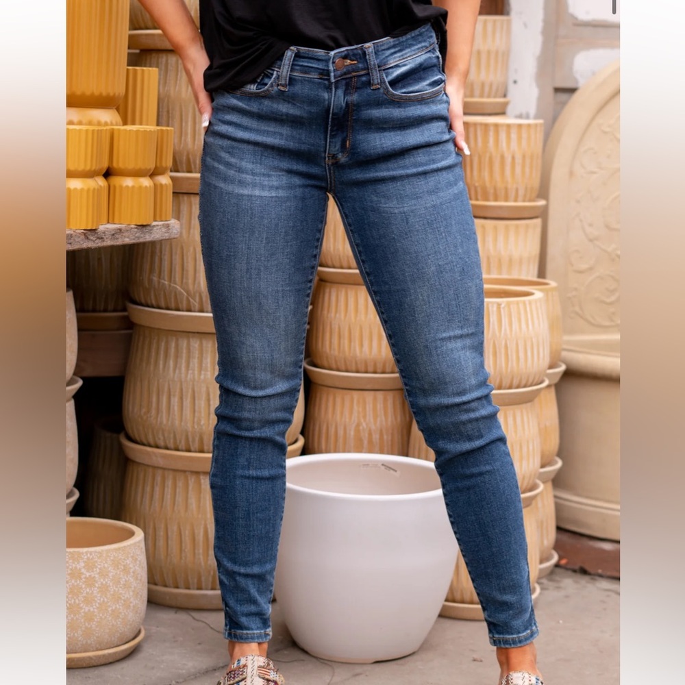Judy Blue MID‎ RISE SKINNY REGULAR Blue Jeans Size 15/32